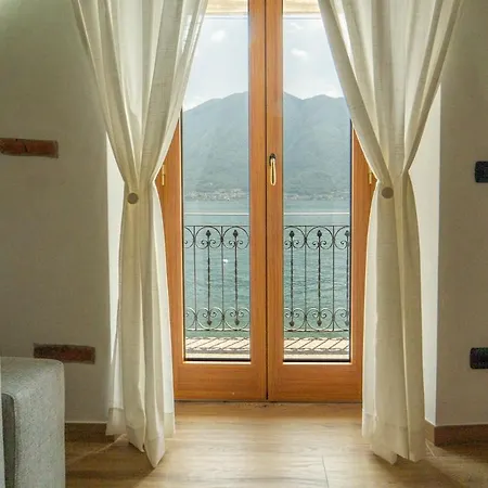 شقة Lakefront With Private Garage And Ac